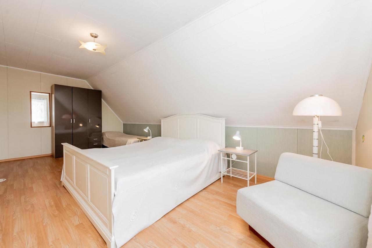 Willa Lubja Holiday House Parnawa Zewnętrze zdjęcie