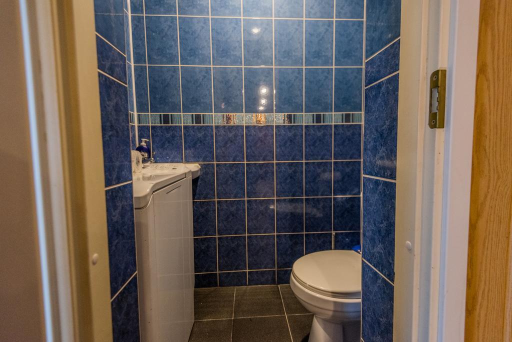 Willa Lubja Holiday House Parnawa Zewnętrze zdjęcie