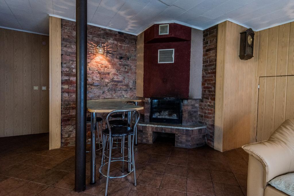 Willa Lubja Holiday House Parnawa Zewnętrze zdjęcie